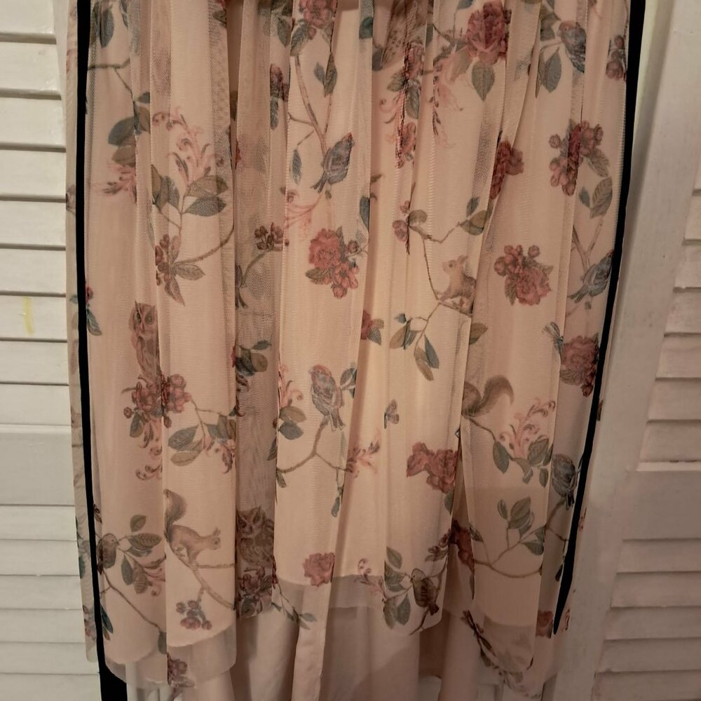 BEAUTIFUL LAUREN CONRAD SNOW WHITE CREAM FLORAL FOREST PRINT HIGH LOW DRESS 10 - Picture 5 of 7